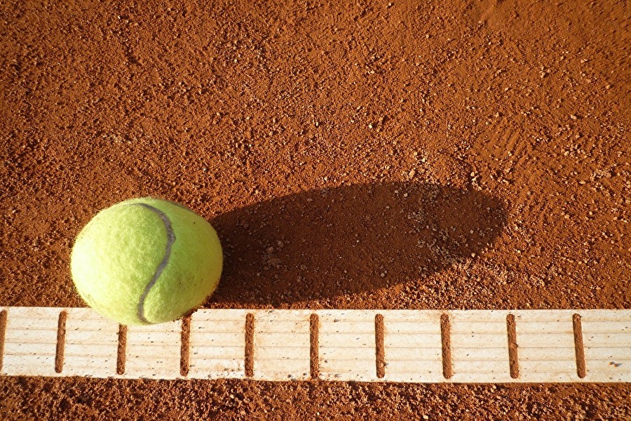 boundary at tennis court